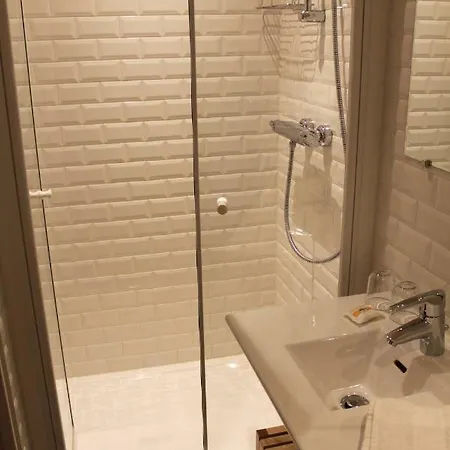 Bed & Breakfast Les Toits De Parigi